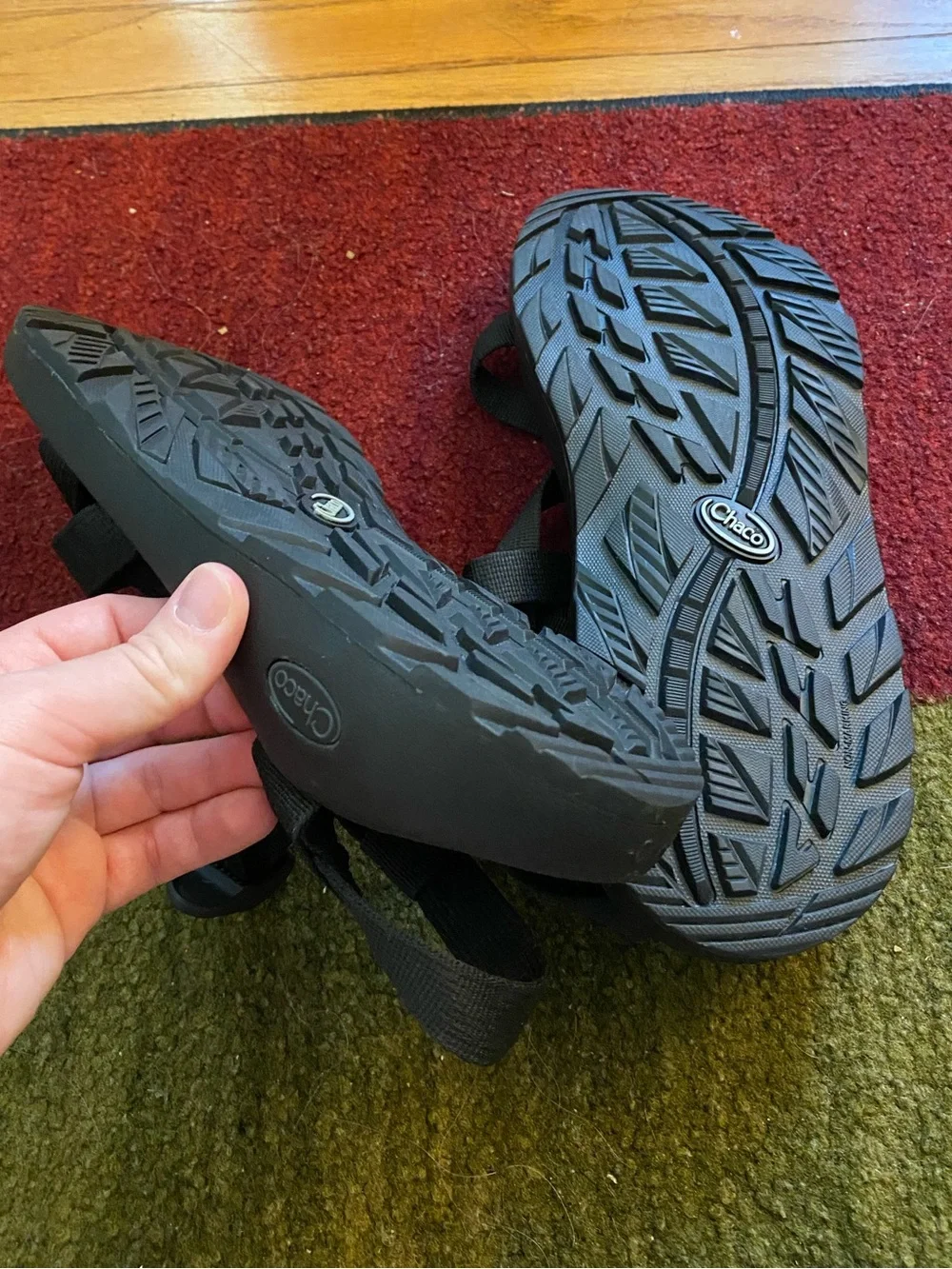 NWOT Chaco Men’s Black Adjustable Sandals Size 10